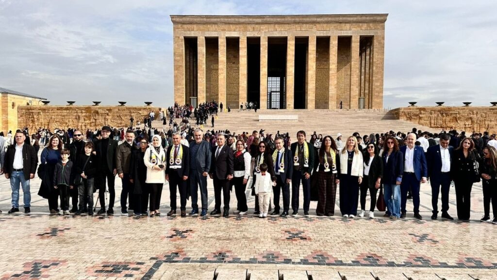 Hamburglu Fenerbahçeliler Anıtkabir ziyaretiyle Yozgat yolunda – Birlik Haber Ajansı