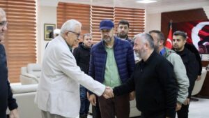 Belediye Başkanı Un Pazarı esnafıyla buluştu – Birlik Haber Ajansı