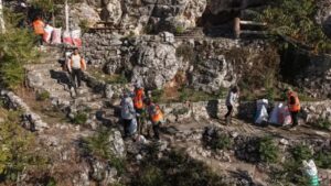 Bucak’ta sonbahar temizliği başladı – Birlik Haber Ajansı