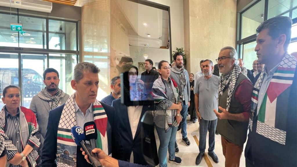 Gazze filosu’ndan dönen Antalya’lı aktivistler coşkuyla karşılandı – Birlik Haber Ajansı