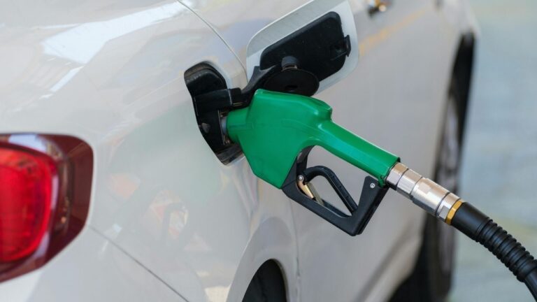 Motorine rekor zam: Gece yarısı 3 lira 4 kuruş artış geliyor – Birlik Haber Ajansı