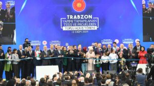 Başkan Genç: “Trabzon’umuzu hizmetlerle donatmaya devam edeceğiz” – Birlik Haber Ajansı