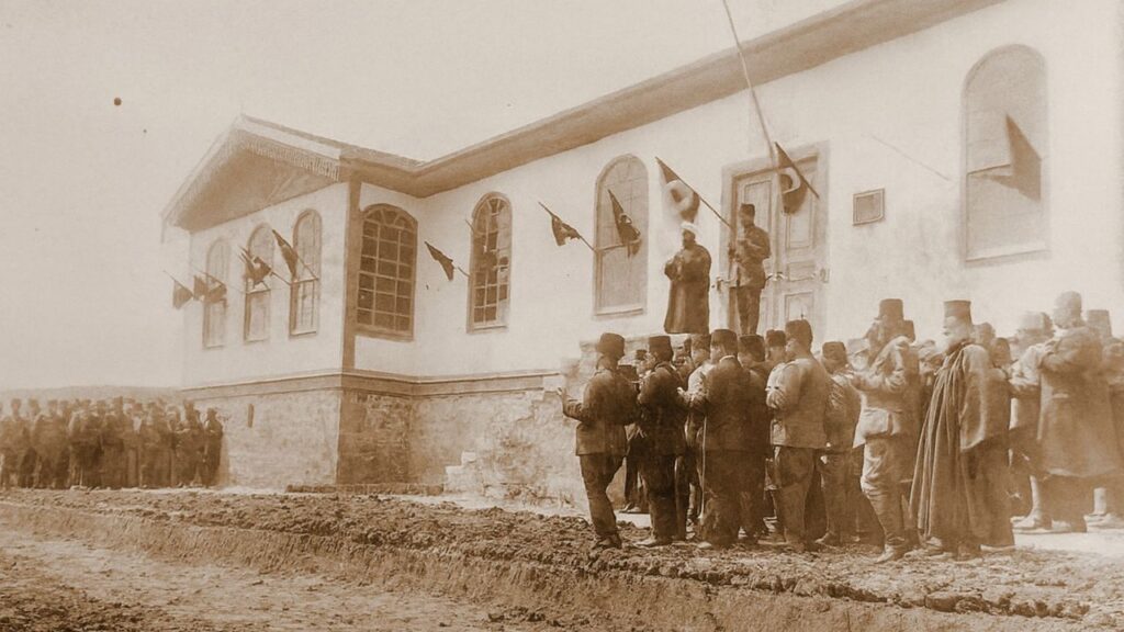 Çaycuma’da Yüzbaşı Cevat Rıfat’ın 1922 tarihli Osmanlıca kitabesi bulundu – Birlik Haber Ajansı