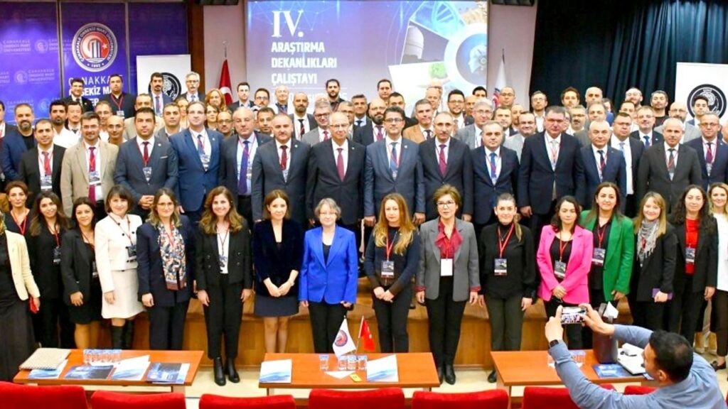 ÇOMÜ’de 4. Araştırma Dekanlıkları Çalıştayı: Türkiye’nin Araştırma Ekosistemi Çanakkale’de buluştu – Birlik Haber Ajansı