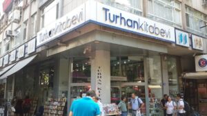62 yıllık bellek noktası kapanıyor: Turhan Kitabevi tarihe karışıyor – Birlik Haber Ajansı