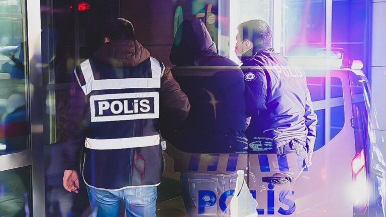 Ankara’da gece kulüplerine fuhuş ve dolandırıcılık operasyonu: 11 gözaltı