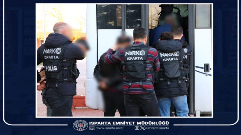 Isparta’da 3 aranan şahıs yakalandı – Birlik Haber Ajansı