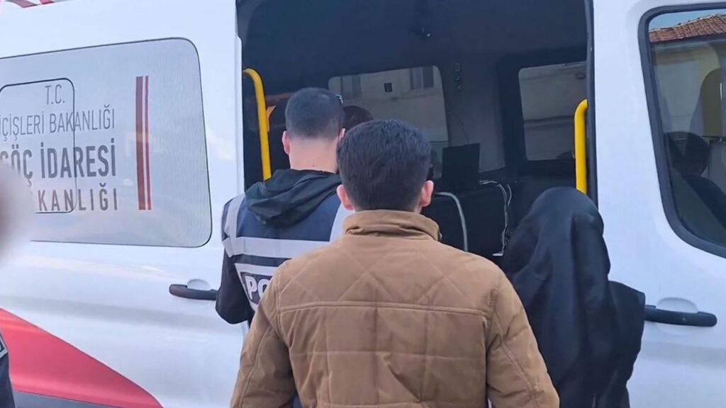 81 ilde eş zamanlı göç operasyonu: 687 düzensiz göçmen yakalandı – Birlik Haber Ajansı