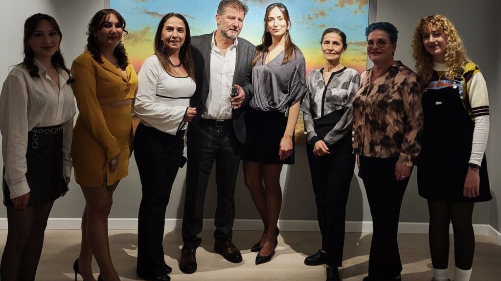 Devrim Demiral’ın “Romantik” İsimli solo sergisi açıldı – Birlik Haber Ajansı