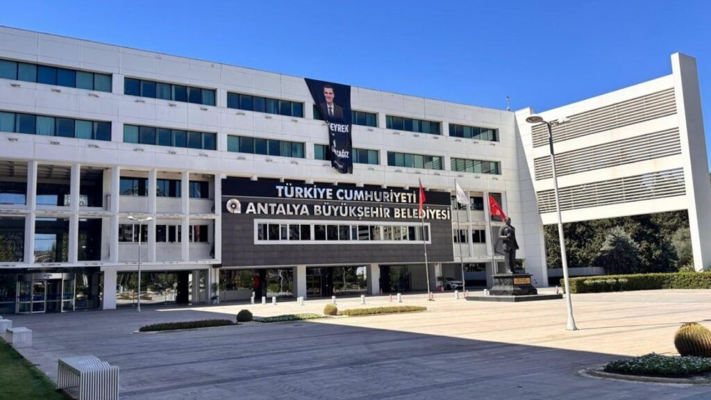 Antalya Büyükşehir Belediyesi’nde rüşvet soruşturması: 8 gözaltı – Birlik Haber Ajansı
