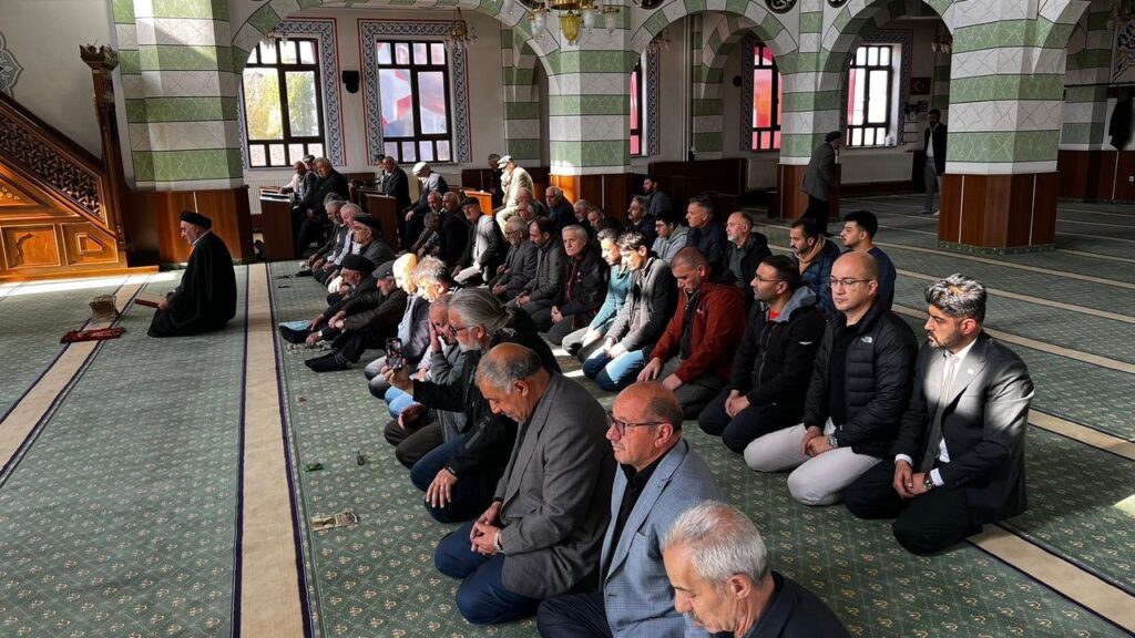 Kars’ta Gazi Mustafa Kemal Atatürk için Kur’an-ı Kerim tilaveti – Birlik Haber Ajansı