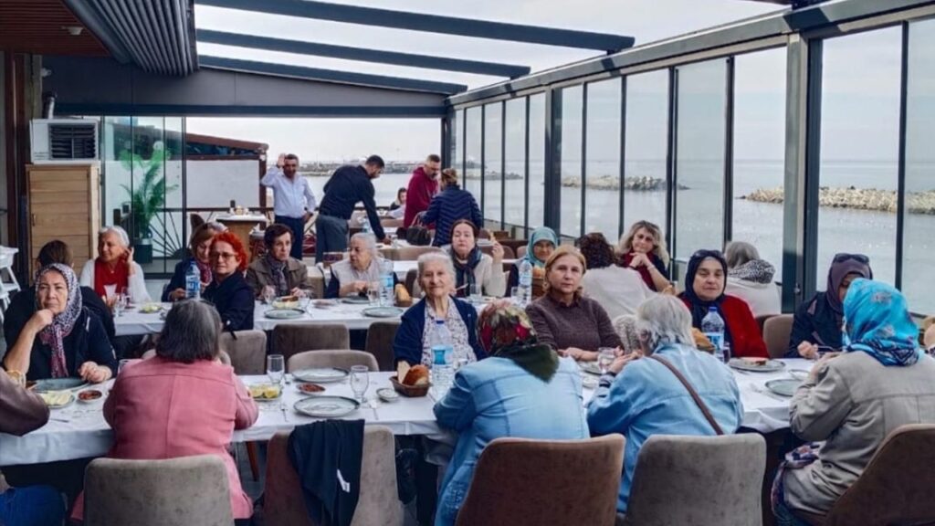 Düzce “Cumhuriyet Kadınları Derneği” toplandı – Birlik Haber Ajansı