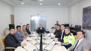 Kars’ta karayolları trafik levhalarının sadeleştirilmesi için toplantı düzenlendi – Birlik Haber Ajansı