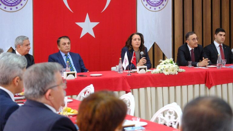 Burdur’da kamu yönetimi masaya yatırıldı – Birlik Haber Ajansı