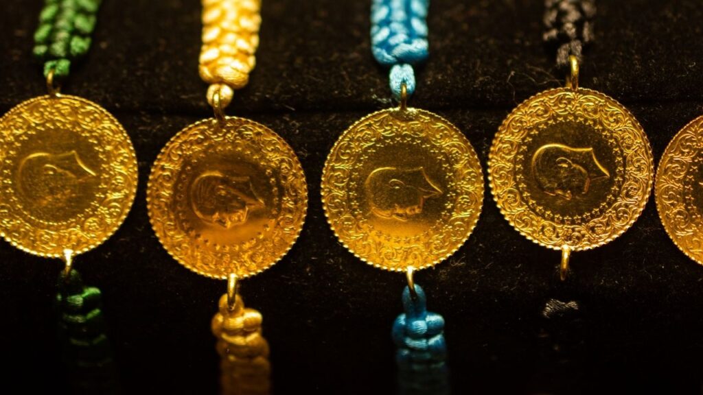 Gram altın haftaya düşüşle başladı: 5 bin 528 lira – Birlik Haber Ajansı