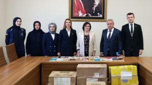 Akseki cezaevi kütüphanesine kitap desteği – Birlik Haber Ajansı