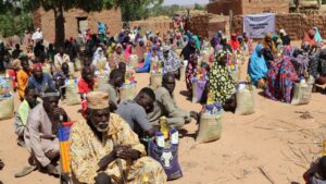 Help Yetim, Nijer’de yüzlerce yetime yardım dağıttı – Birlik Haber Ajansı