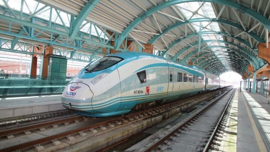 Öğretmenlere tren biletlerinde yüzde 50 indirim – Birlik Haber Ajansı