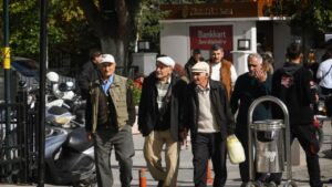 Sındırgı’da deprem sonrası yaşam normale dönüyor – Birlik Haber Ajansı