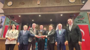 Başkent Ankara Meclisi Genel Kurulu’nda üstün hizmet ve başarı ödülleri verildi – Birlik Haber Ajansı