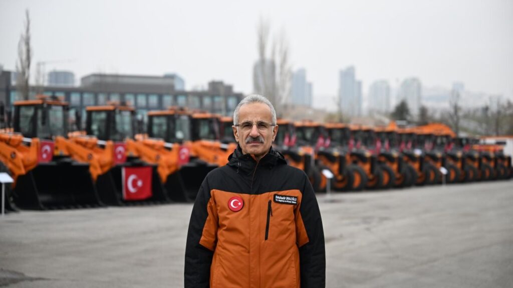 Zorunlu Kış Lastiği Uygulaması Başladı, Cezası 5 bin 856 lira – Birlik Haber Ajansı