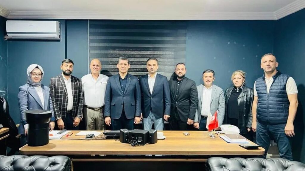 AK Parti Antalya İl Başkanı’ndan TİMBİR Temsilcisi Selami Şahin’e ziyaret – Birlik Haber Ajansı