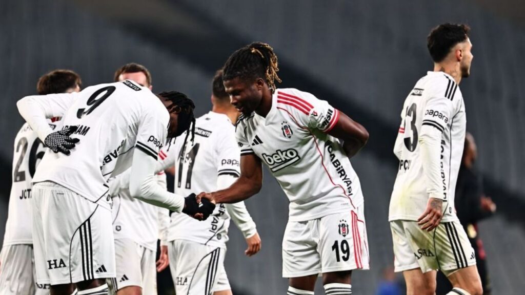 Beşiktaş, Fatih Karagümrük deplasmanından 3 puanı iki golle aldı – Birlik Haber Ajansı