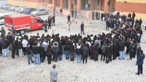 Isparta Belediyesi İtfaiye Müdürlüğü’nden öğrencilere yangın eğitimi – Birlik Haber Ajansı