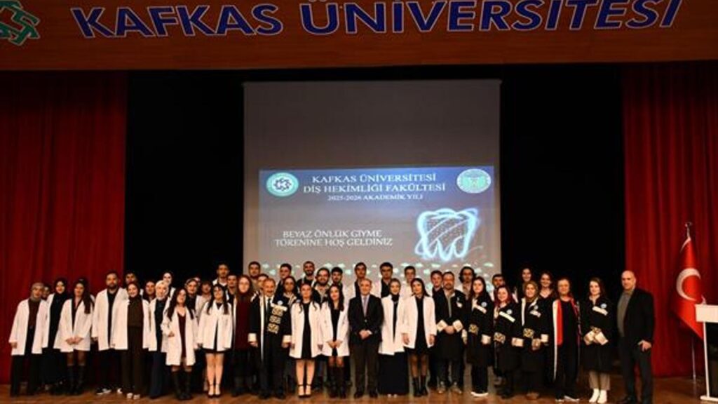 Kars Kafkas Üniversitesi İsmail Aytemiz Diş Hekimliği Fakültesi’nde beyaz önlük heyecanı – Birlik Haber Ajansı