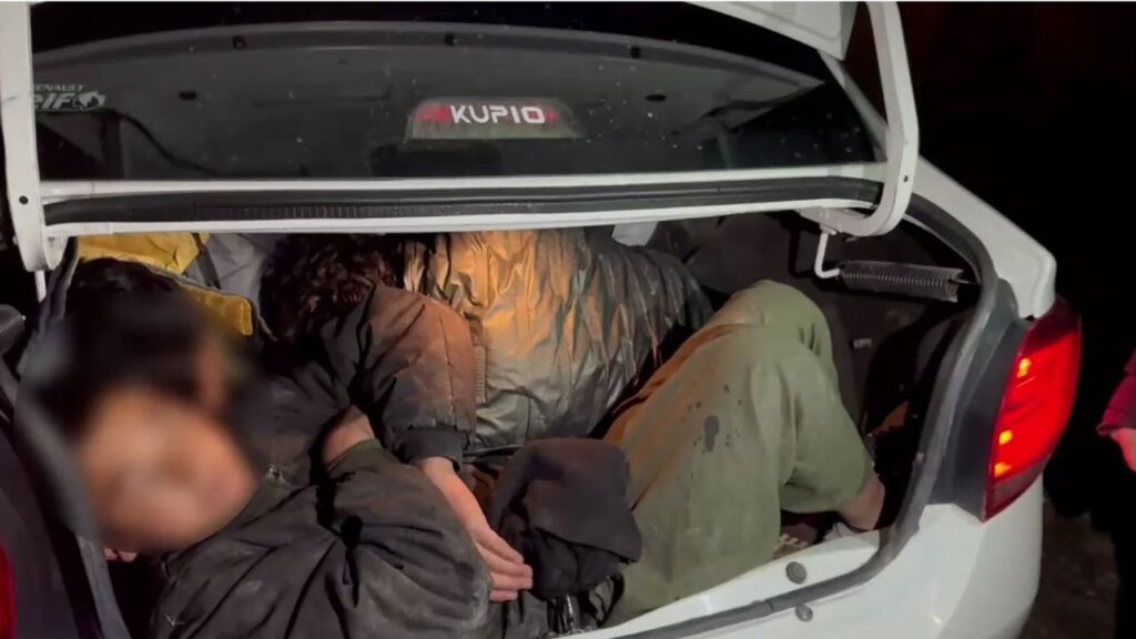 Kars’ta göçmen kaçakçılığı operasyonu: 3 organizatör şüphelisi tutuklandı – Birlik Haber Ajansı