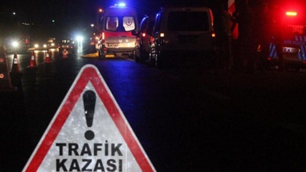 İzmit’te ambulans ile minibüs çarpıştı: 6 yaralı – Birlik Haber Ajansı