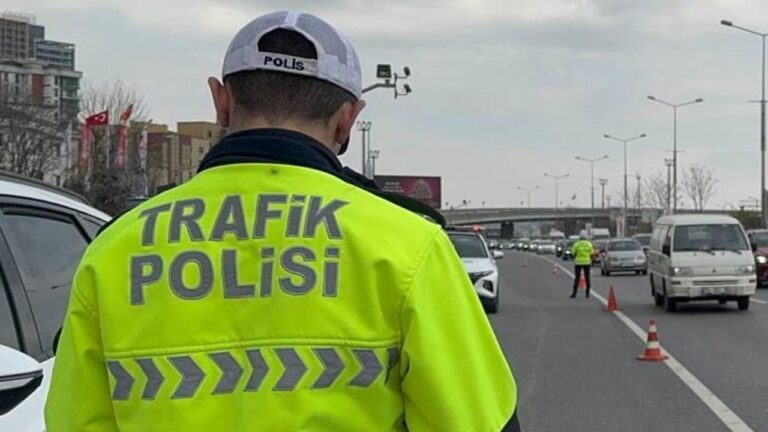 Trafikte düzeni bozana rekor cezalar yolda – Birlik Haber Ajansı