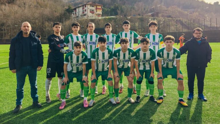 Yeşil Artvinspor U18 takımı deplasmanda farklı galip gelerek ligin ilk yarısını lider bitirdi – Birlik Haber Ajansı