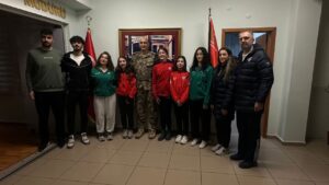 Artvinspor’dan İl Emniyet Müdürüne ziyaret – Birlik Haber Ajansı