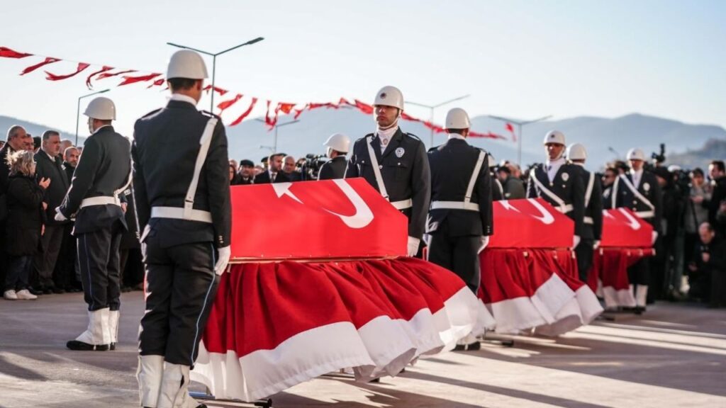 Yalova’da şehit polisler için tören düzenlendi – Birlik Haber Ajansı
