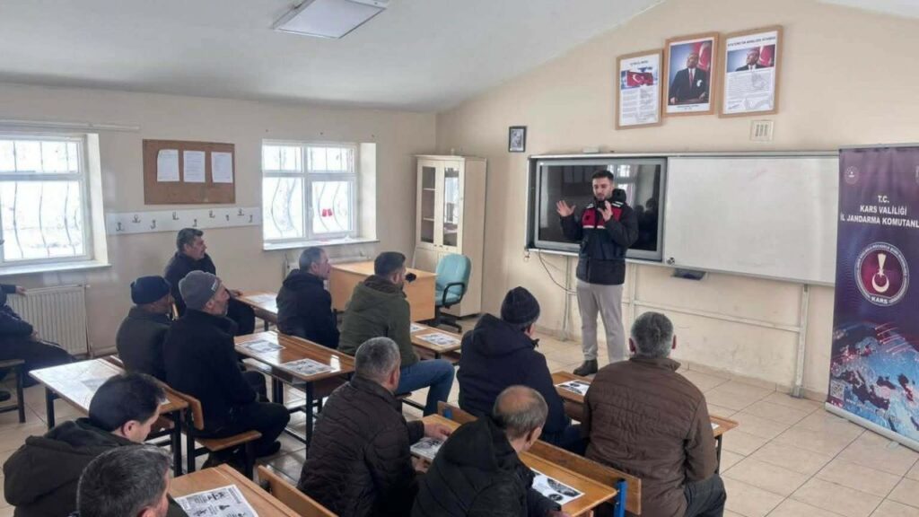 Kars’ta Siber Farkındalık ve Bilinçlendirme Eğitimi düzenlendi – Birlik Haber Ajansı