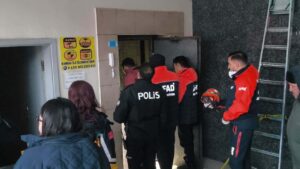 Kars’ta 2 gündür kayıp olan genç asansör boşluğunda ölü bulundu – Birlik Haber Ajansı