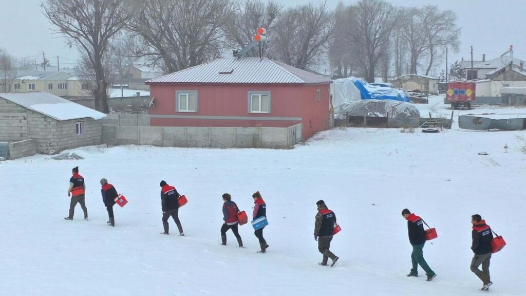 Kars’ta veteriner ekipleri, zorlu hava şartlarına rağmen sahadalar! – Birlik Haber Ajansı