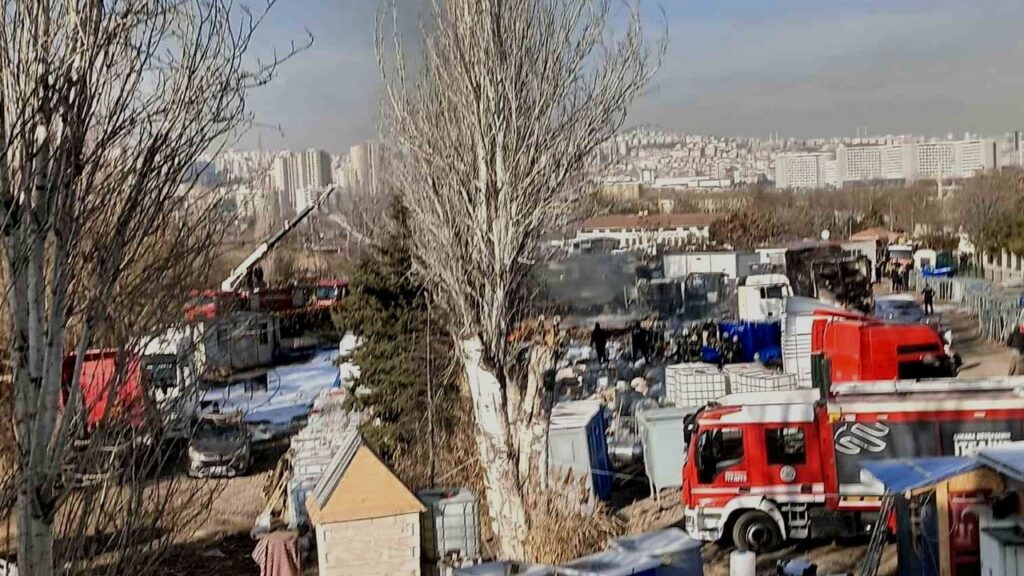 Ankara Emniyet Yenimahalle yediemin otoparkında yangın çıktı – Birlik Haber Ajansı