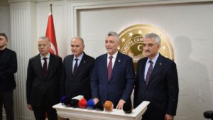 Ticaret Bakanı Bolat, Düzce’de ilk müjdeyi esnaflar için verdi – Birlik Haber Ajansı