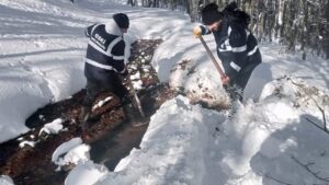 Kar altında kesintisiz su mesaisi: OSKİ 400 personelle sahada – Birlik Haber Ajansı