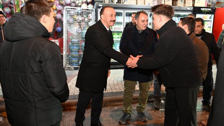 Vali Erin sahada yeni yılı kutladı – Birlik Haber Ajansı