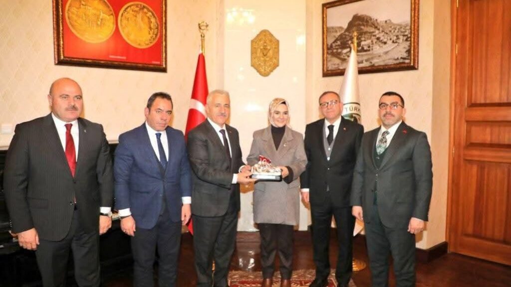 Sarıkamış Şehitleri 111. Yıl Dönümü anma etkinlikleri için Bakan Göktaş Kars’ta… – Birlik Haber Ajansı