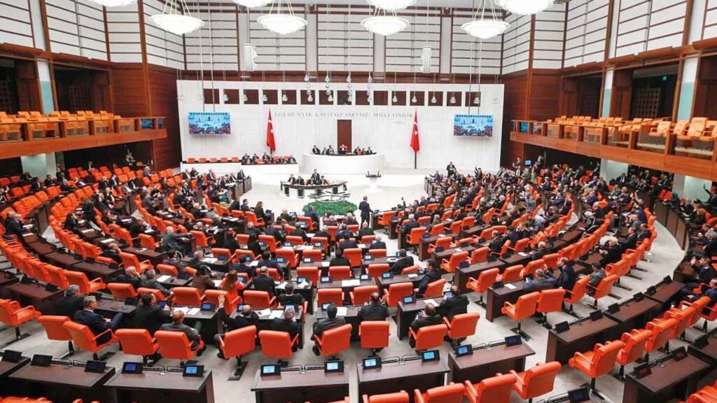 TBMM’de disiplin düzenlemesi hazırlığı: Vekillere giriş yasağı da gündemde – Birlik Haber Ajansı