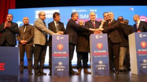 Van’da yapılacak 6 bin 803 konutun hak sahipleri kurayla belirlendi – Birlik Haber Ajansı