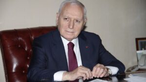 Haberal hocadan Efsane Tiyatro Sanatçısı Haldun Dormen’e başsağlığı mesajı – Birlik Haber Ajansı