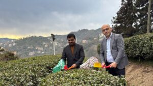 Hindistan’ın Türkiye Büyükelçisi Rize’de: Türkiye’ye geldikten sonra günde 7-8 bardak çay içiyorum – Birlik Haber Ajansı