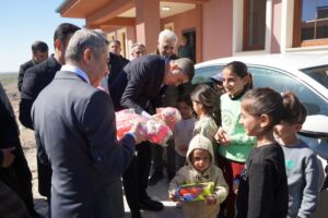 Milletvekili Şan; Hem devletin şefkat elini hem de milletin sesini dinledi.