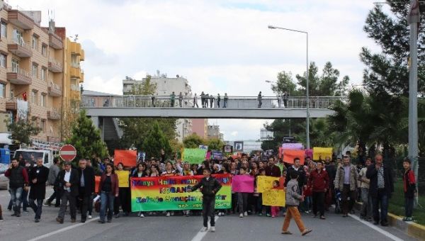 Adıyaman’da Kobani’ye Destek Yürüyüşü